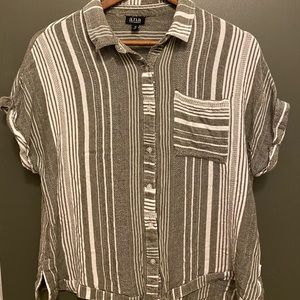 a.n.a. Taupe and Grey Striped Button Front Collard Tee Sz M